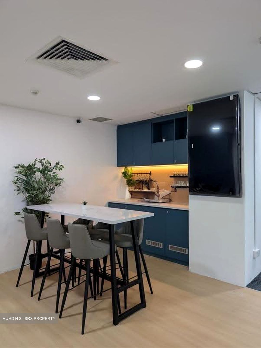 Orchard Towers (D9), Office #629214351